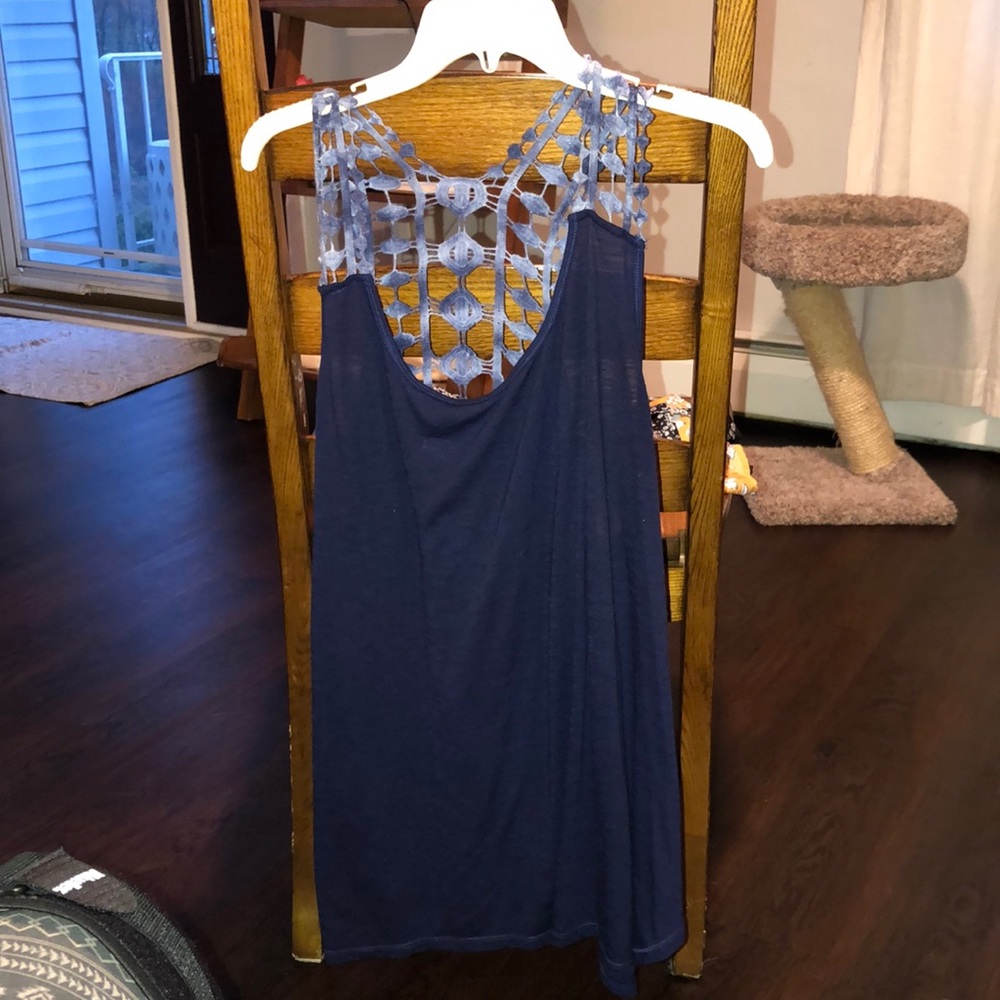 Women’s plus size navy blue tank